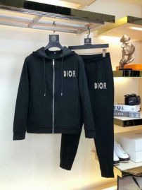 Picture of Dior SweatSuits _SKUDiorM-5XLkdtn16928003